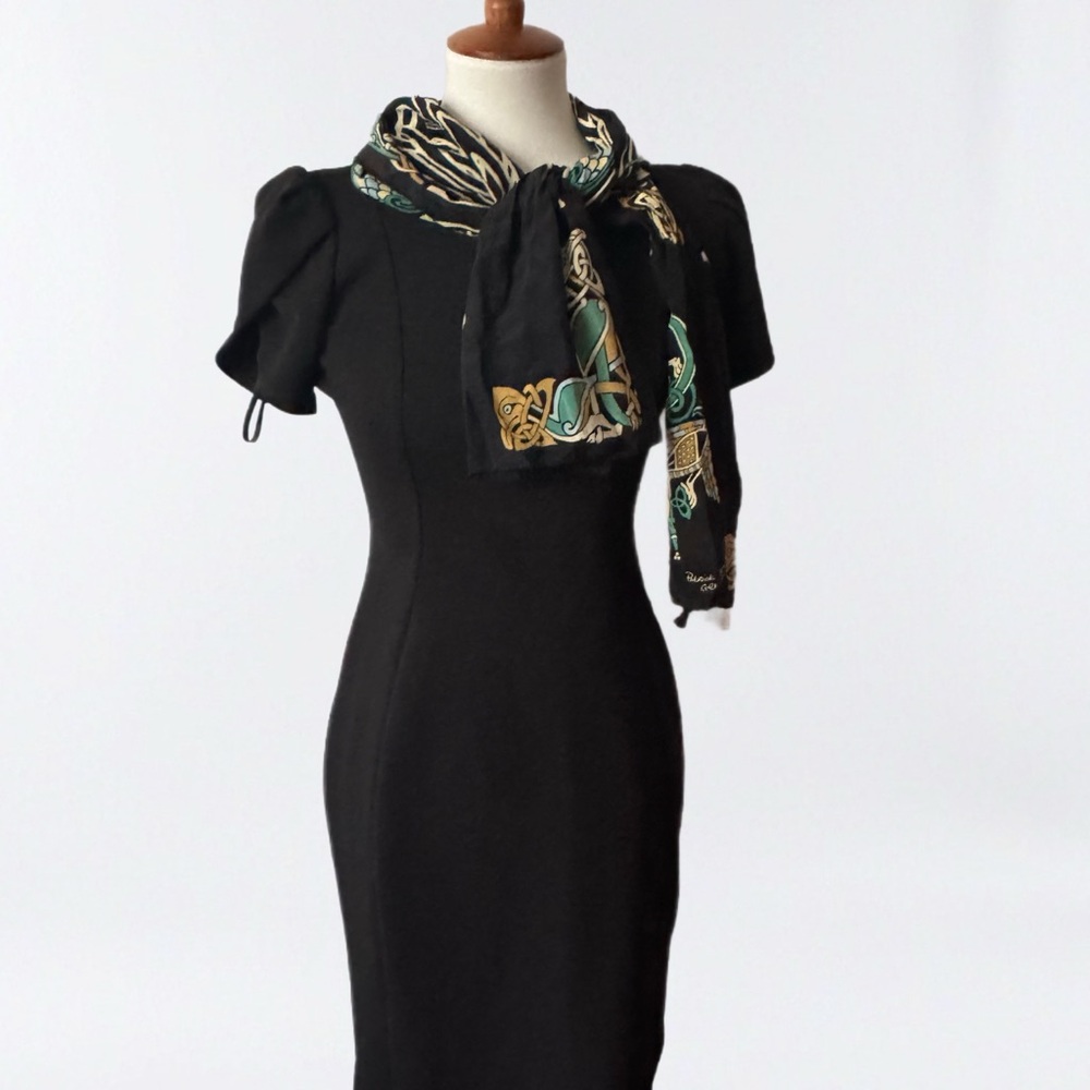 Calvin Klein Elegant Black Dress
